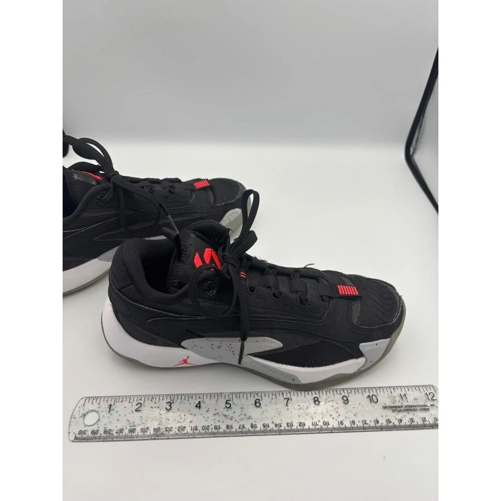 Jordan Non Exieris 77 FT Bk Red‎ Mens Youth Sneakers Shoe Size 7Y DZ3498-006 EUC